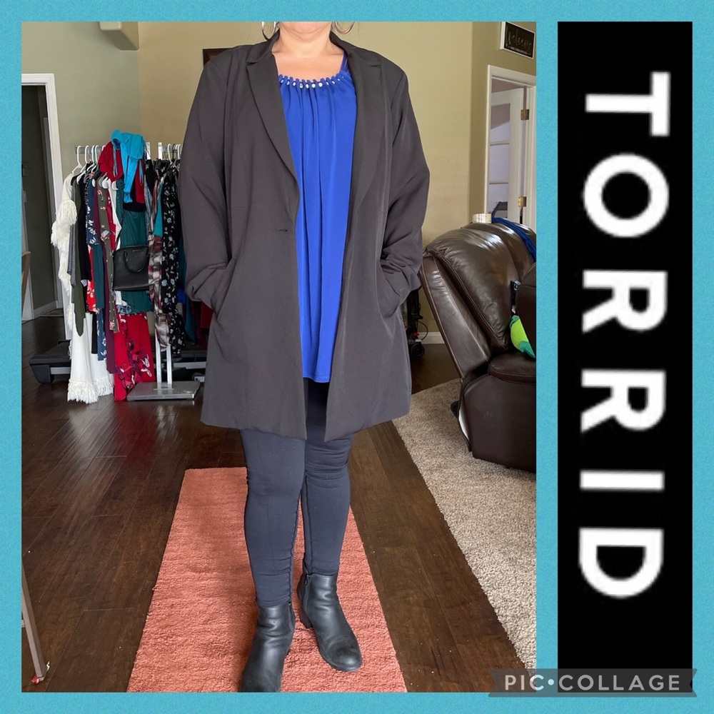 Torrid, plus size 2x, Black Well Made Stylish Blazer, NWT, Gorgeous, Brand New